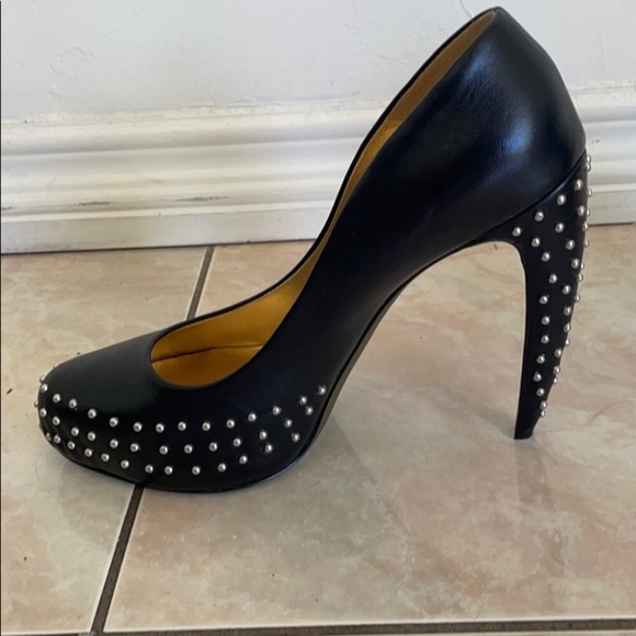 Super Cute Unique Walter Steiger stud Shoe. - Picture 5 of 13
